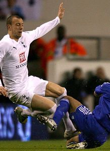 Alan_Hutton_Ashley_Cole_tackle_Chelsea_739525.jpg