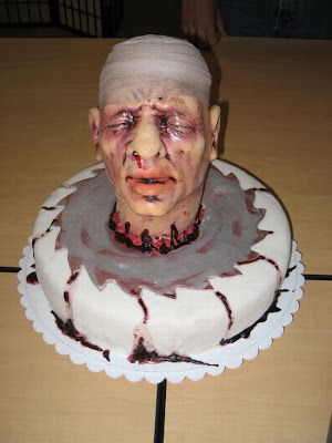 weird_and_creepy_cakes_02.jpg