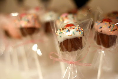 cupcake_pops_14.jpg