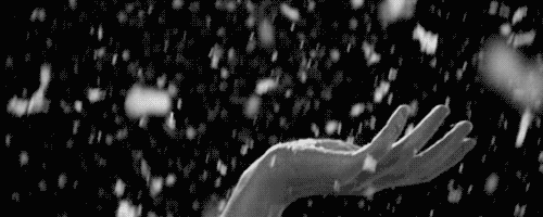 اسمع خطواتك باقتراب